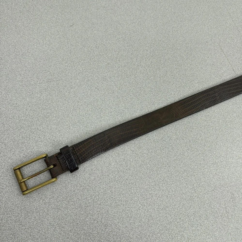 Banana Republic Belt Mens Size 36 Dark Brown Embossed Leather Brass Buckle 1.25